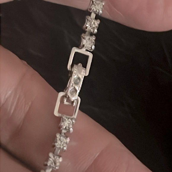 Coming up... Stunning RARE Vintage Crystal Art Deco Necklace - Picture 7 of 8